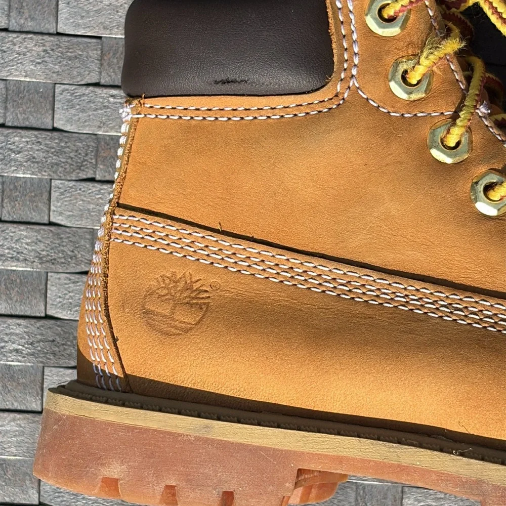 Timberland Classic 6 IN Waterproof Short Chukka Boot Wheat Nubuck Toddler Sz 11